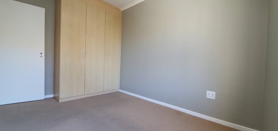 To Let 3 Bedroom Property for Rent in Royal Ascot Western Cape